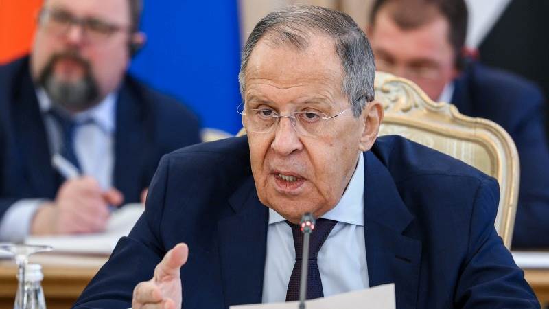 Lavrov discusses Syria with Iranian, Turkish FMs