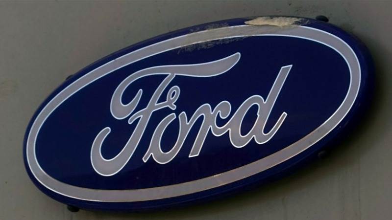 Ford recalls 310,000 US trucks over faulty airbags