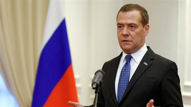 Medvedev: Ukraine joining NATO would trigger Art. 5