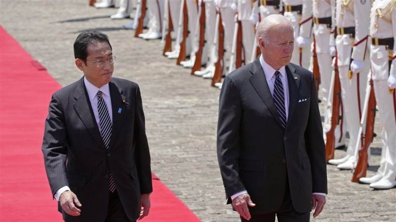 Biden meets with Kishida ahead of G7 summit