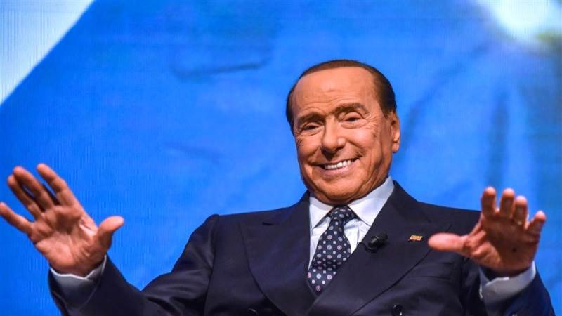 Silvio Berlusconi discharged after 45 days in hospital