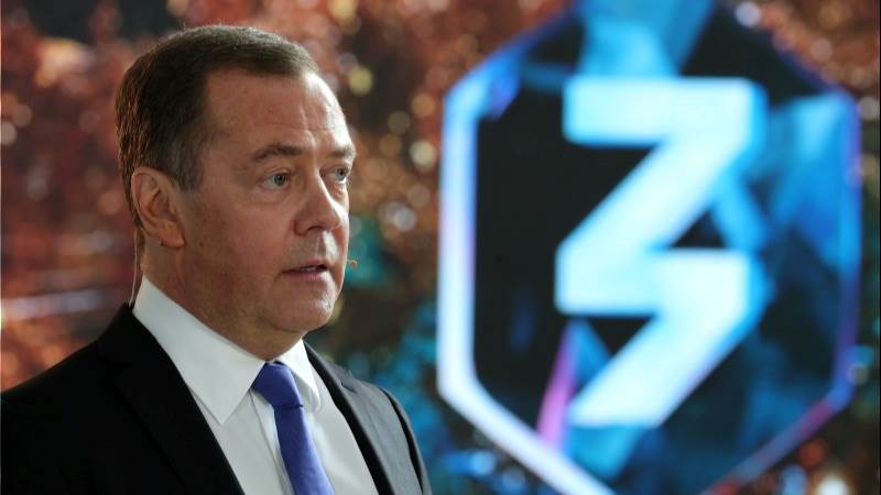 Medvedev: New arms deliveries mean more global danger