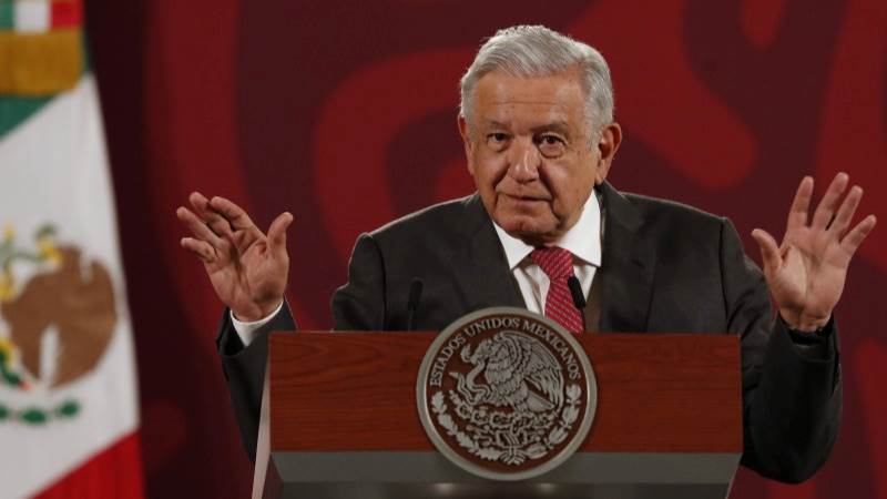 Peruvian congress names AMLO persona non grata