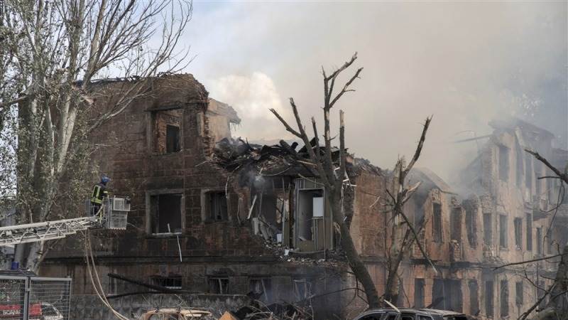 Explosions shake Kharkiv on Saturday