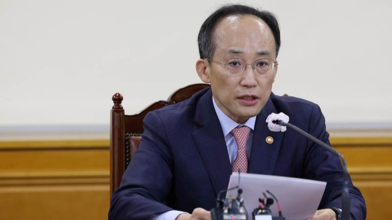 S. Korean exports recovering, minister says