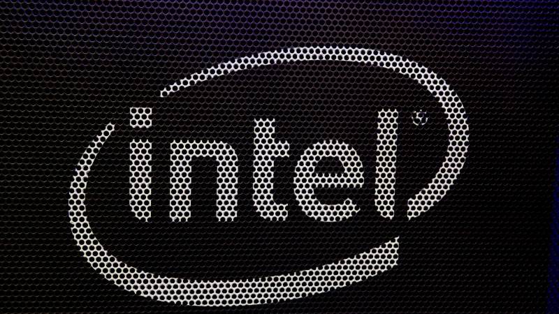 Intel tumbles over 3.5% as Apple replaces chips