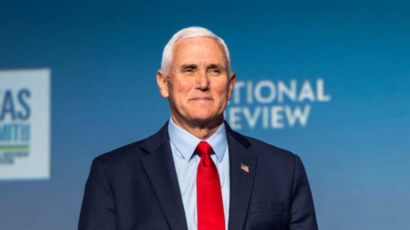 Pence announces he’s running for US president