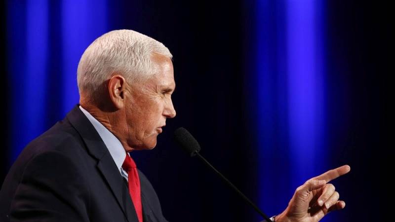 Pence: On Jan 6 Trump asked to choose between him and constitution