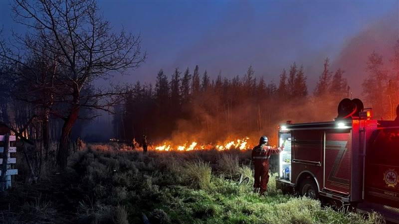 Canada reports 11 new fires