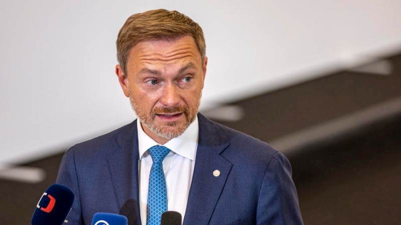 Lindner rules out additional funds for Intel plant in Germany