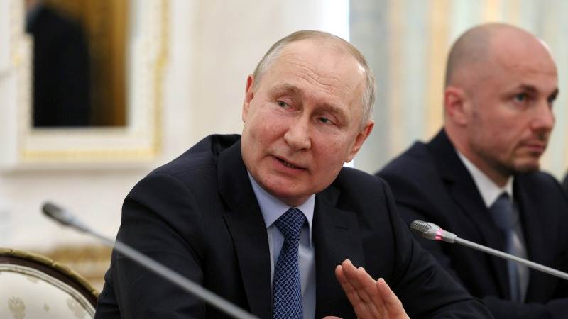 Putin: Moscow considering leaving grain deal