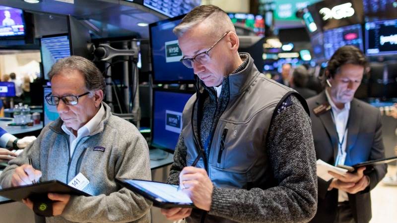 Wall Street opens flat to lower, Fed move pending