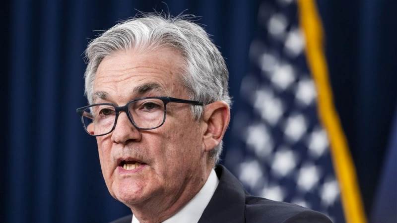 Powell: Soft landing possible but no rate cuts expected soon