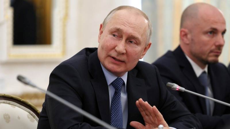 Putin: Ukrainian army has no chances at all