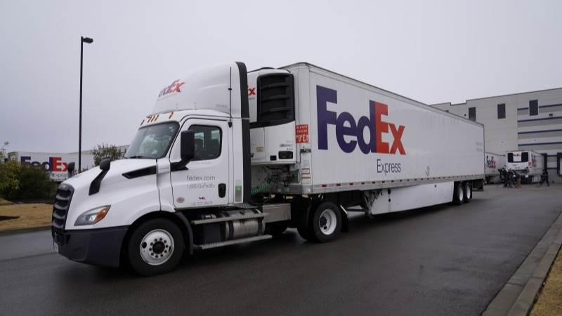 FedEx’s Q4 revenue down by 10.25% to $21.9 billion