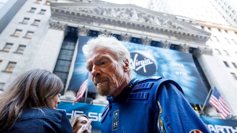 Virgin Galactic sinks 18% on stock sale offering plan