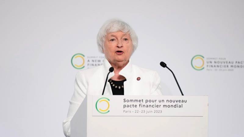 Yellen says more banks might seek to merge this year