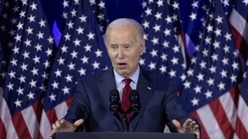 Biden holds call with Macron, Scholz, Sunak amid crisis in Russia