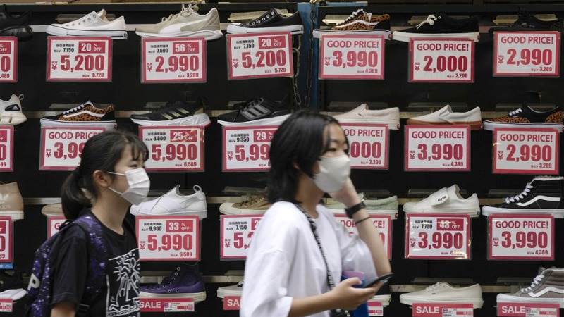 Japan retail trade up 5.7% in May