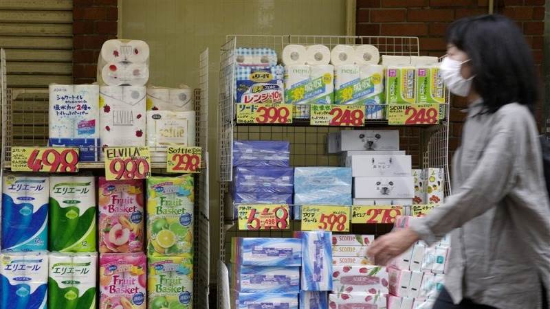 Consumer confidence in Japan rises in June