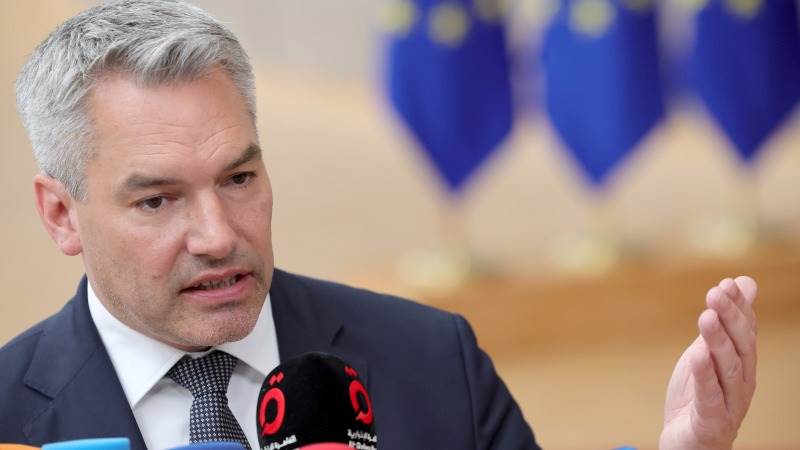 Nehammer: Austria cannot give security guarantees to Kiev