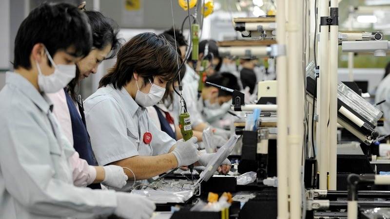 Japan’s manufacturing sector declines in June