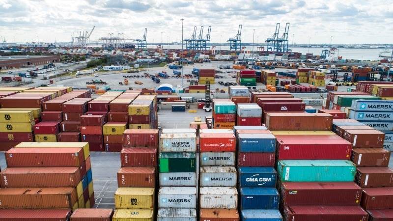 Australia trade surplus at $7.9B in May