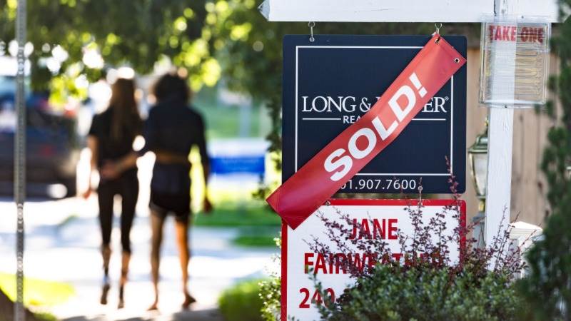 US mortgage applications down 4.4%