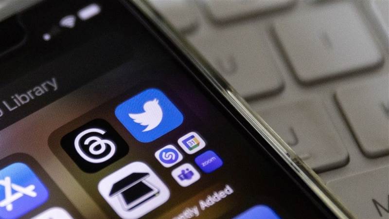 Twitter reportedly threatens to sue Meta