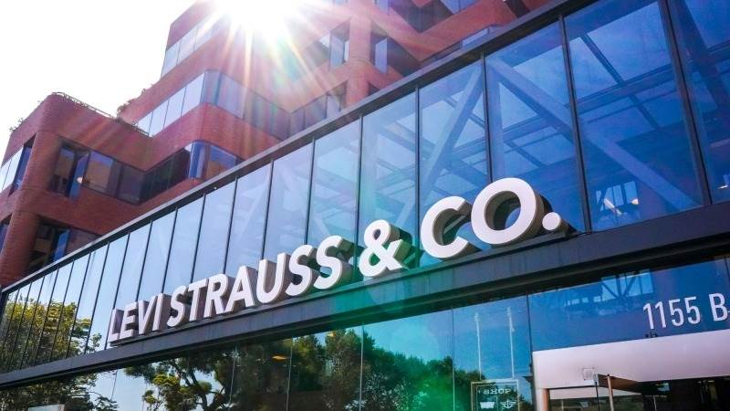 Levi Strauss dips over 7% premarket after Q2 results