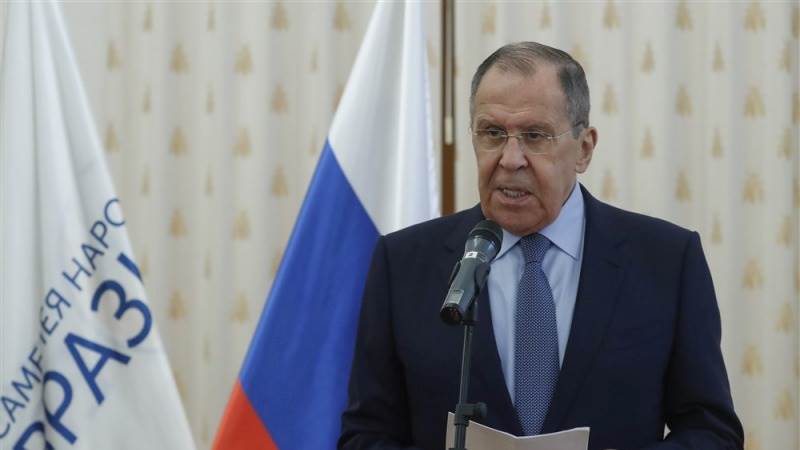 Lavrov talks grain deal with Turkish counterpart