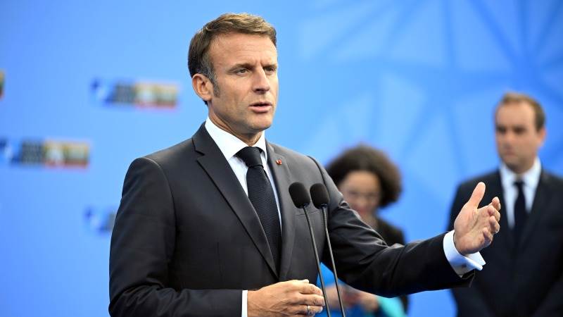 Macron: France to send long-range missiles to Ukraine