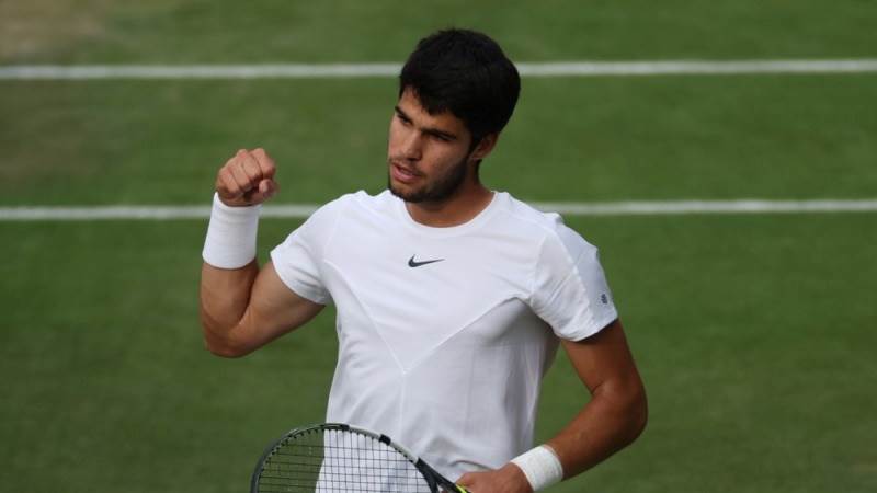 Alcaraz beats Djokovic to win Wimbledon