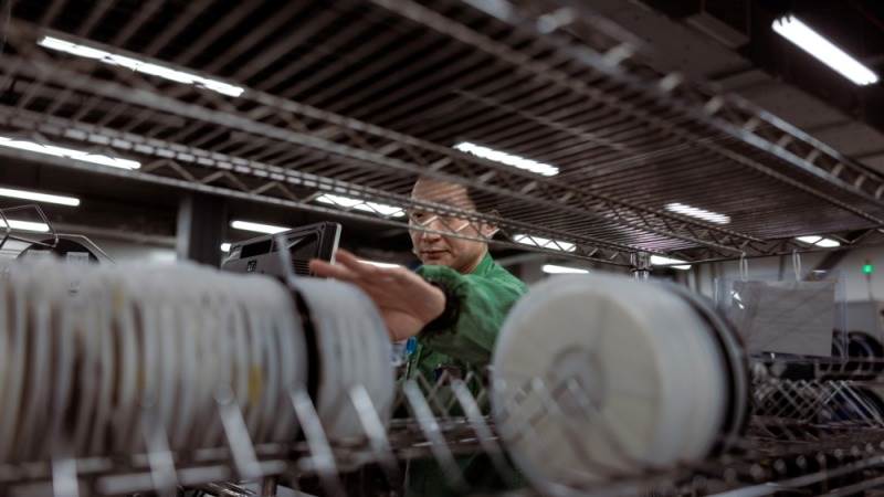 China’s industrial production rises 4.4% in June