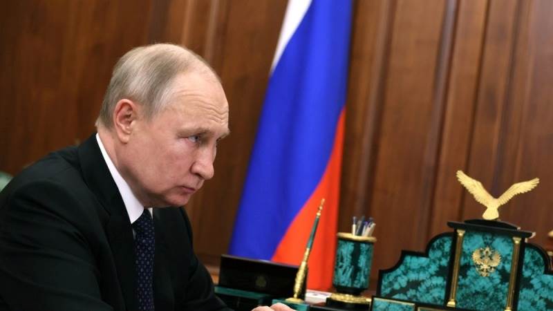 Putin calls on FSB to investigate Crimean Bridge attack