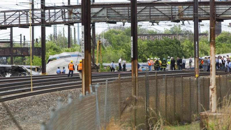 Freight train derails in Montana