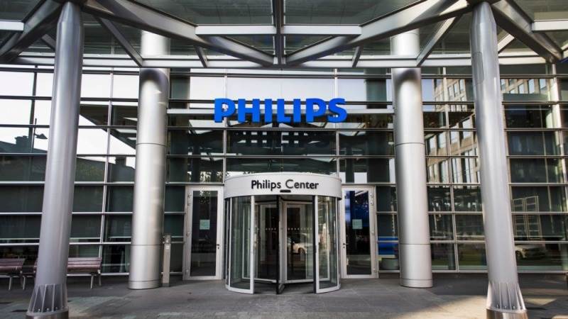 Philips drops 5% after quarterly report