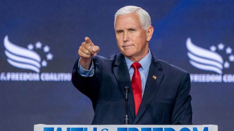 Pence: Trump put himself over US Constitution