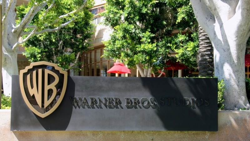 Warner Bros Discovery Q2 total revenue up 5% to $10.4B