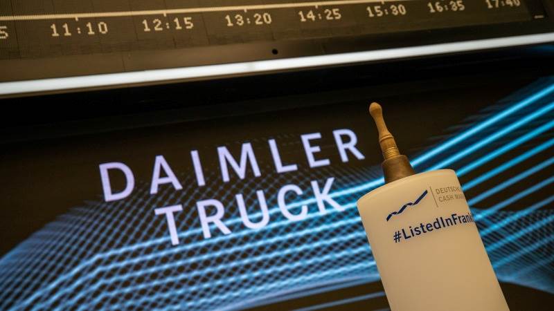 Daimler Truck CFO dies