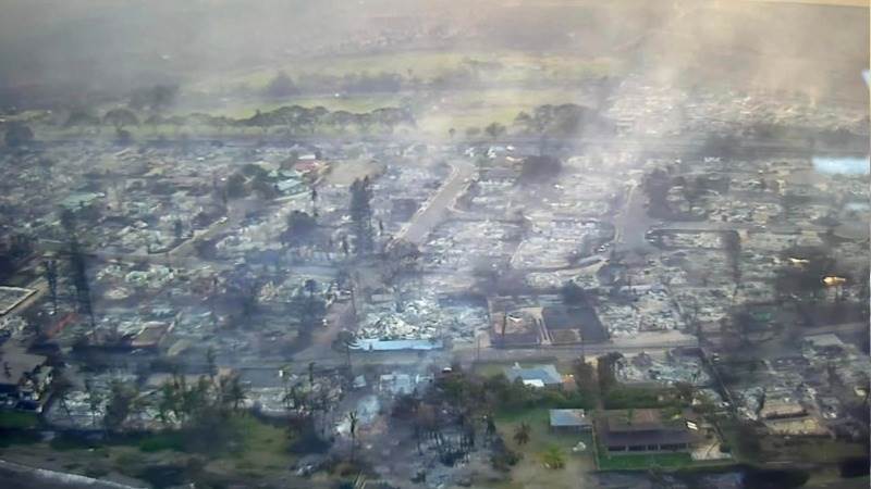 At least 6 dead in Maui wildfires