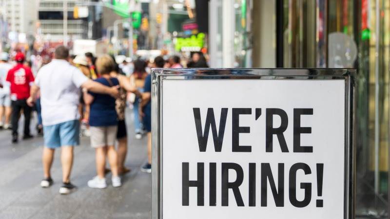 US initial jobless claims up by 21,000 to 248,000