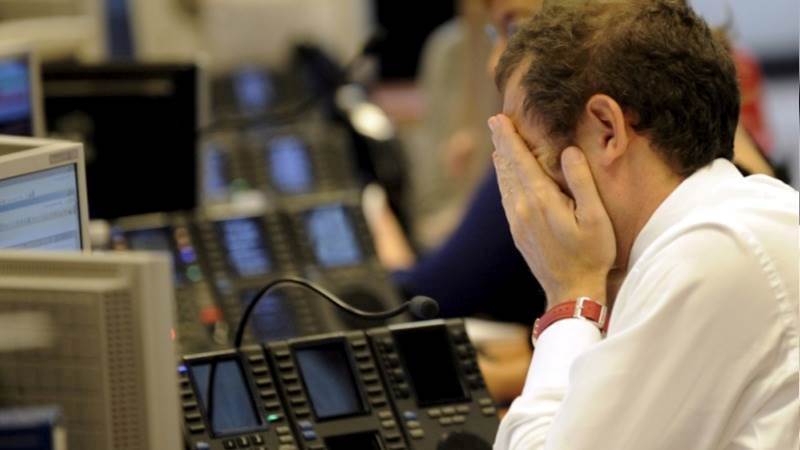 Europe markets close lower, DAX falls more than 160 pts