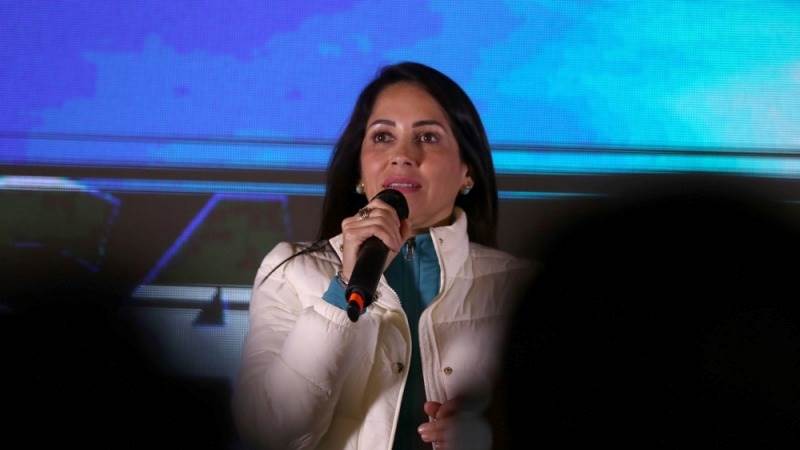 Leftist Gonzalez heads to the second round in Ecuador’s elections