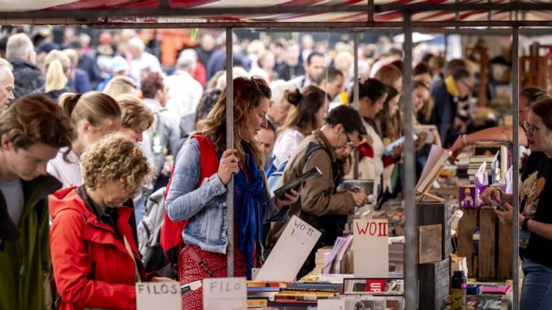 Eurozone consumer confidence worsens in August