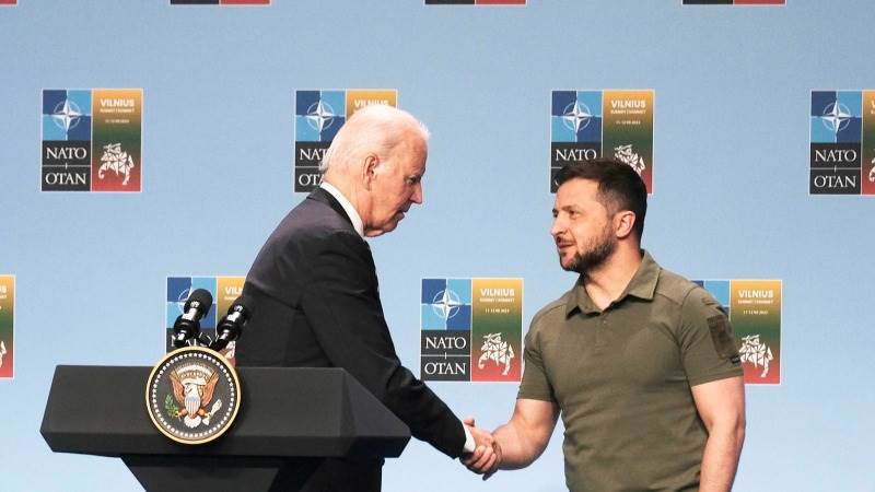 WH: Biden, Zelensky discuss start of pilot training