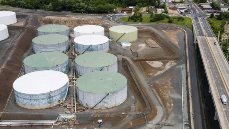 EIA: US crude inventories down by 10.6 million barrels