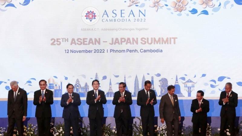 Report: Japan will try to find common ground with ASEAN