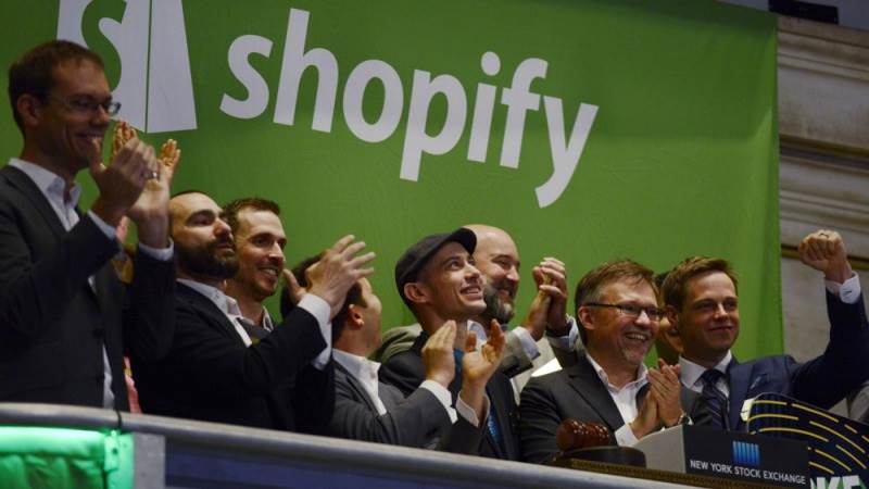 Shopify jumps 8% on Amazon deal