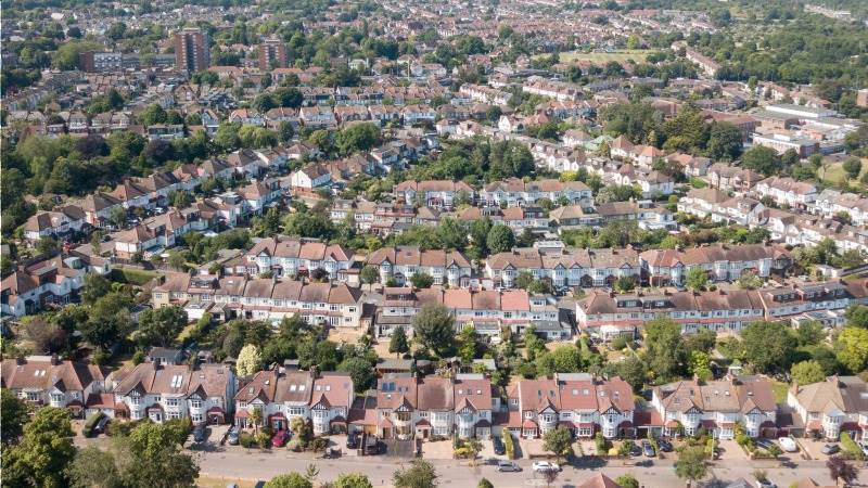 UK house prices down by 5.3% in August